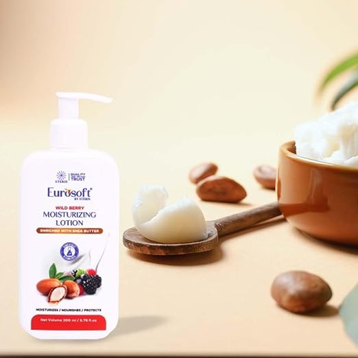 EUROSOFT WILD BERRY MOISTURIZING LOTION - Image 5