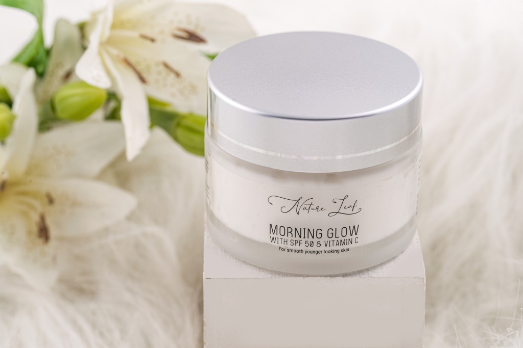 Nature Leaf Morning Glow with Spf 30 and Vitamin C Cream - Image 3